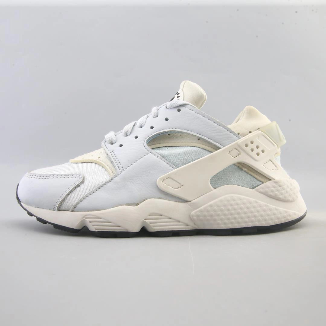 NIKE AIR HUARACHE Nike modern athletic shoe designs