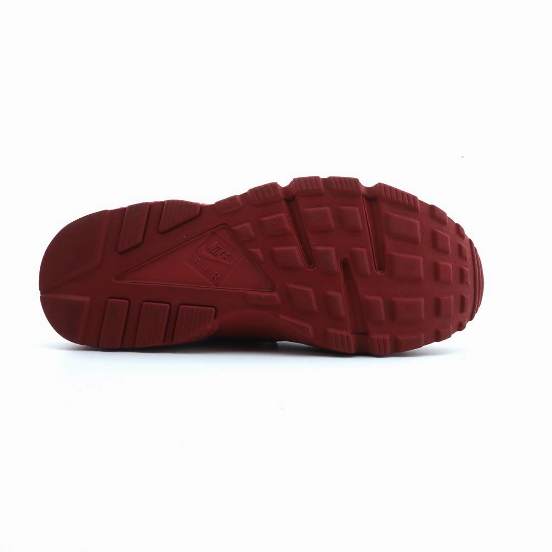 NIKE AIR HUARACHE sporty Nike shoe designs