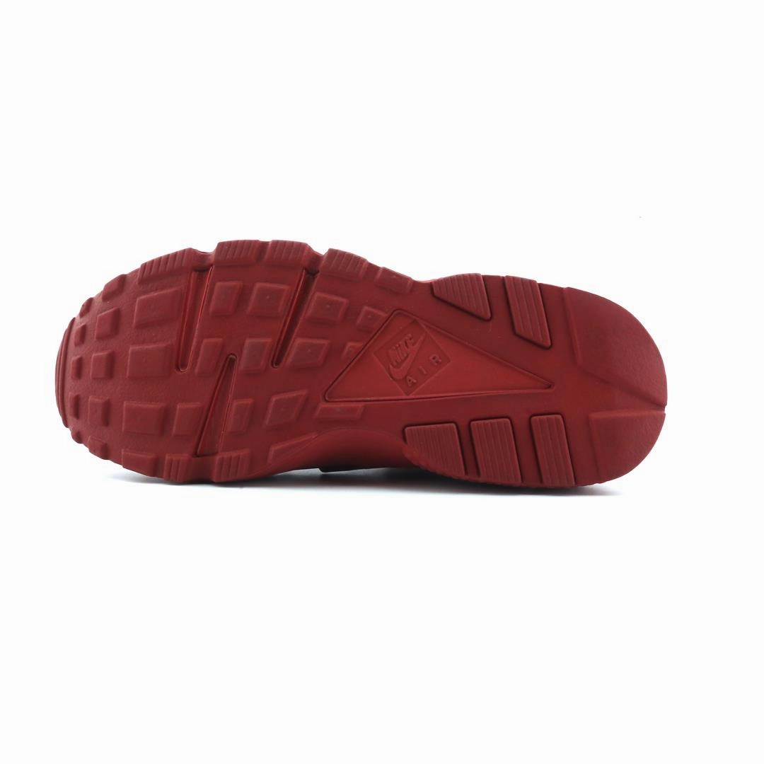 NIKE AIR HUARACHE sporty Nike shoe designs