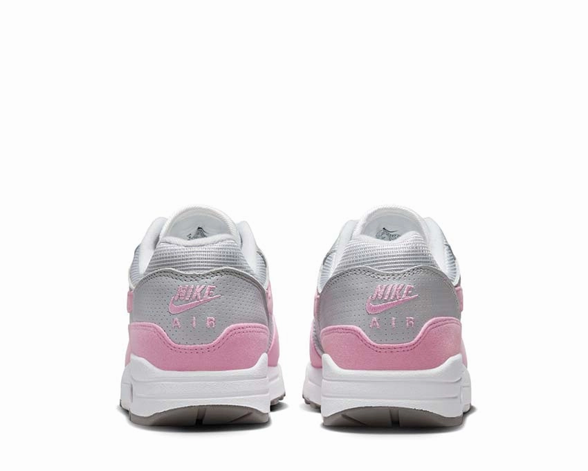 Nike Air Max 1 '87 W Nike retro-inspired sneakers