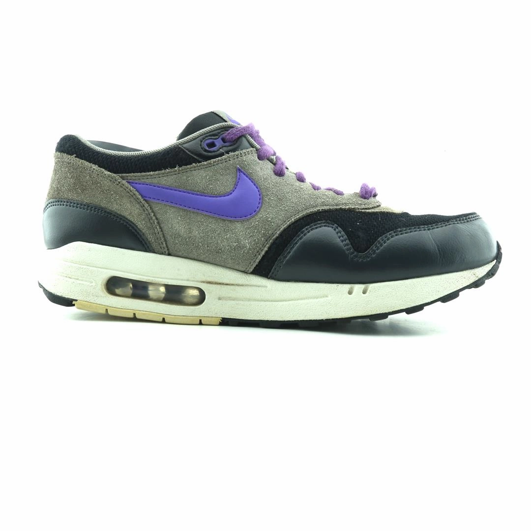 NIKE  AIR MAX 1 Nike lifestyle footwear visuals