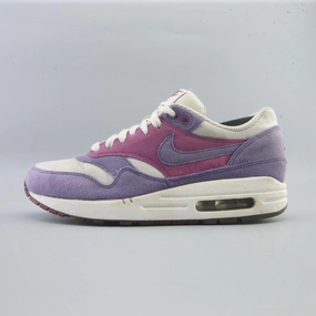 NIKE AIR MAX 1 Nike trendy lifestyle shoes