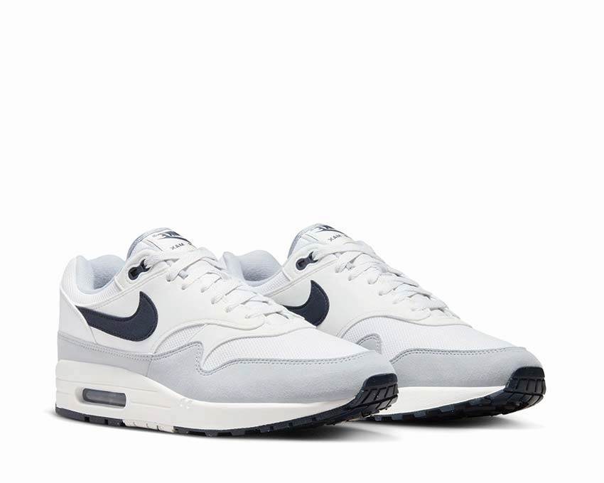 Nike Air Max 1 Nike retro-inspired sneakers