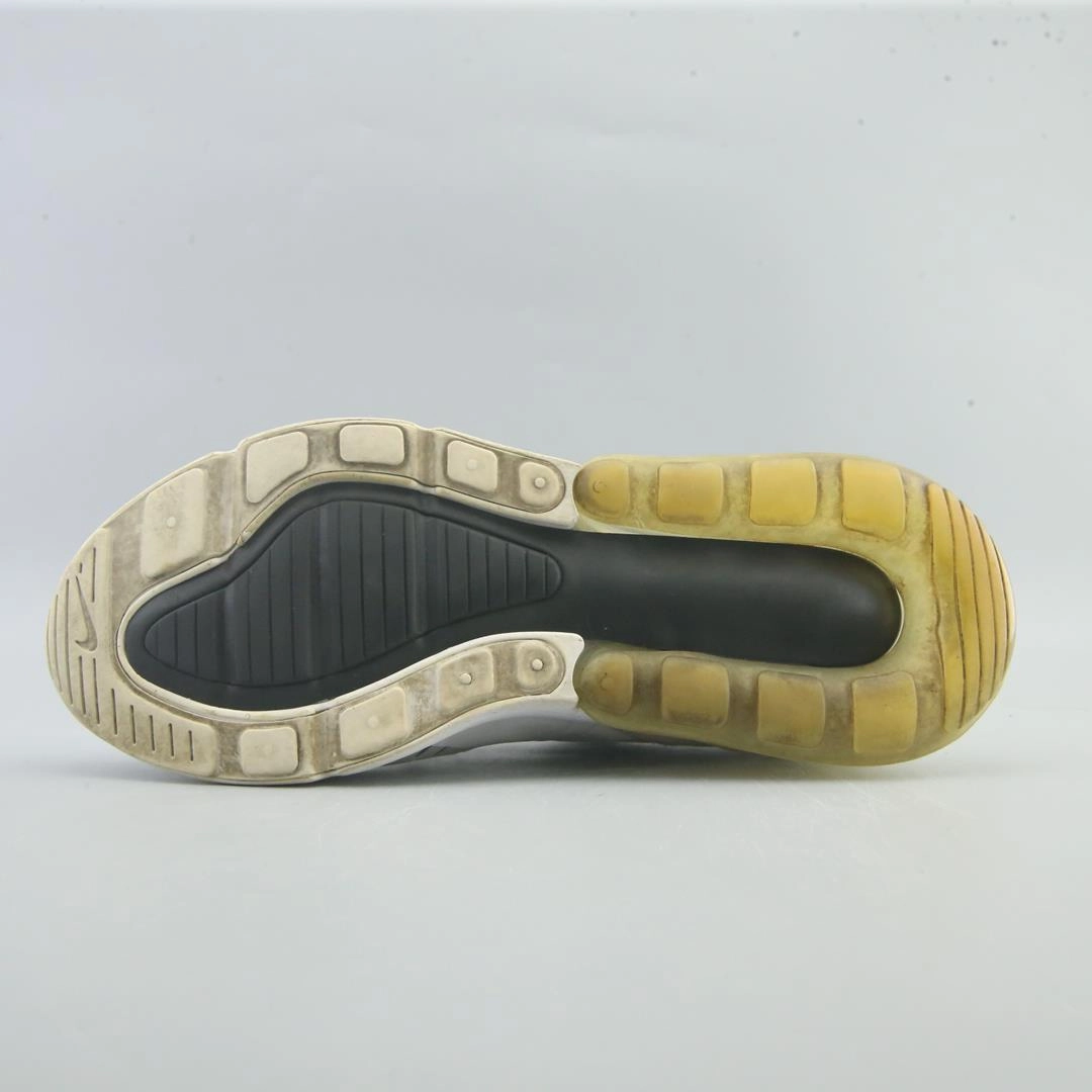 NIKE AIR MAX 270 Nike performance shoe shots