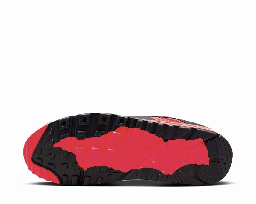 Nike Air Max 90 GTX Nike retro-inspired sneakers