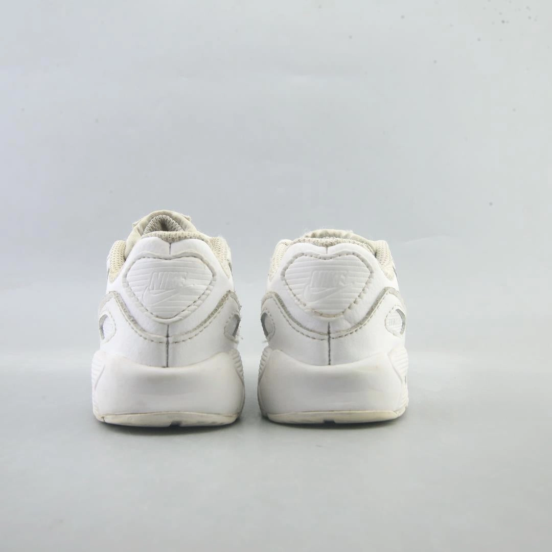 NIKE AIR MAX 90 Nike athletic footwear visuals