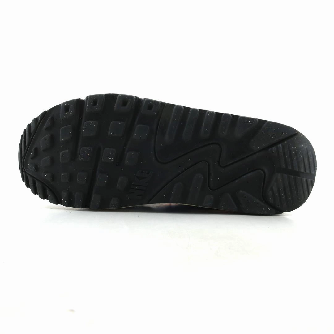 NIKE AIR MAX 90 sleek Nike sneaker angles
