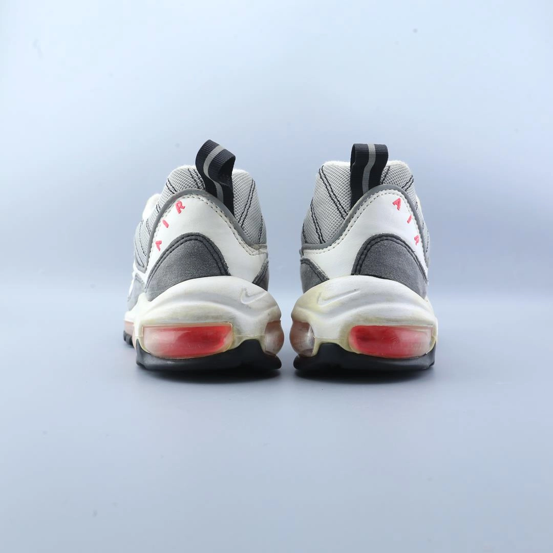 NIKE AIR MAX 98 Nike athletic footwear visuals