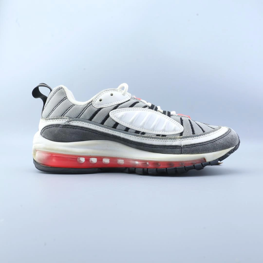 NIKE AIR MAX 98 Nike athletic footwear visuals