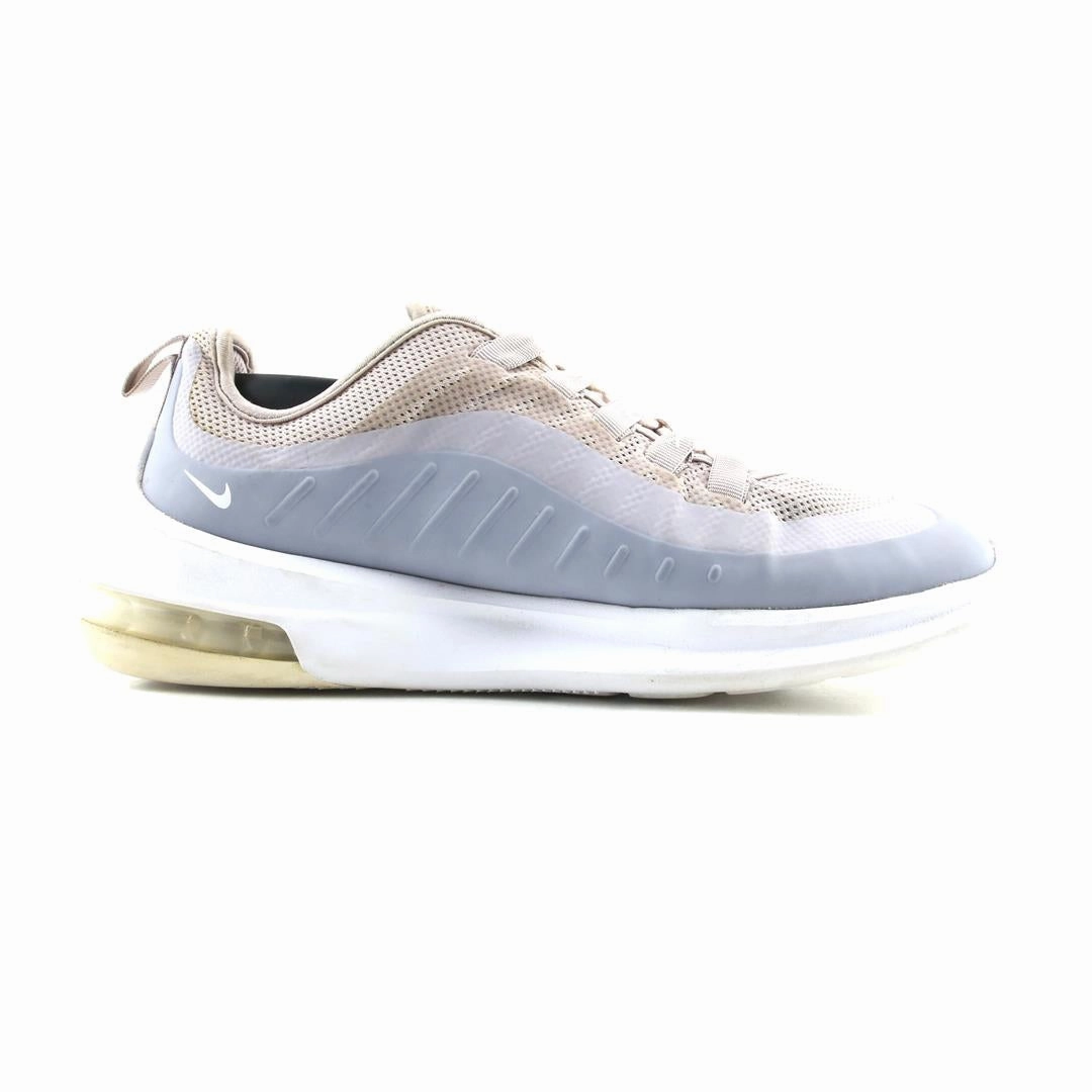 NIKE  AIR MAX AXIS sleek Nike sneaker angles
