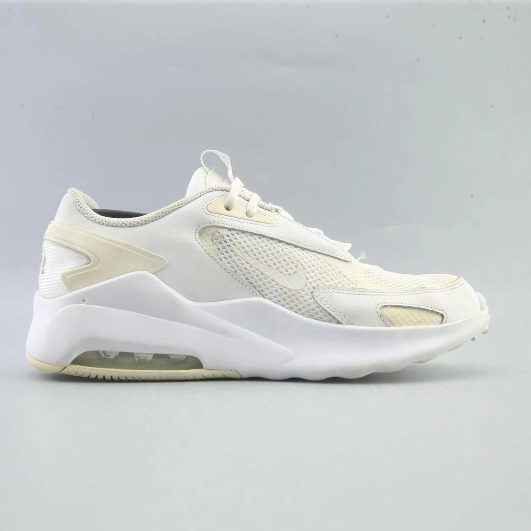 NIKE AIR MAX BOLT modern Nike footwear styles