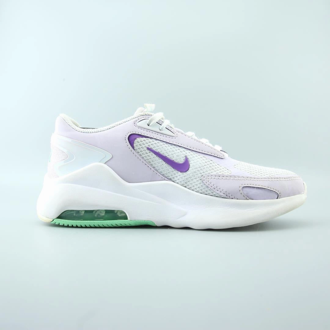 NIKE AIR MAX BOLT Nike athletic footwear visuals