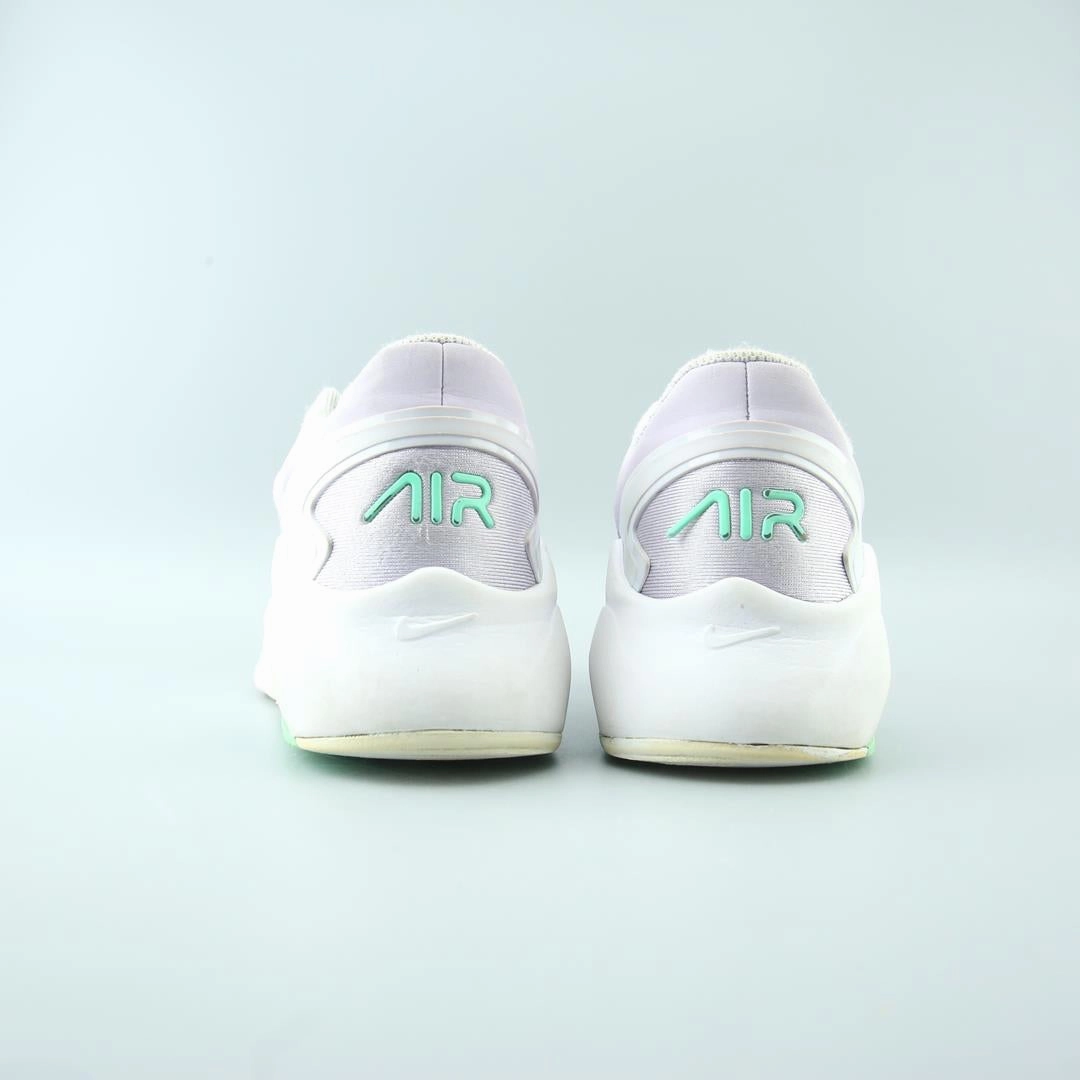 NIKE AIR MAX BOLT Nike athletic footwear visuals
