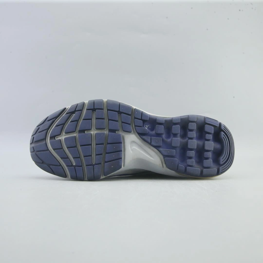NIKE AIR MAX DYNASTY 2 modern Nike footwear styles