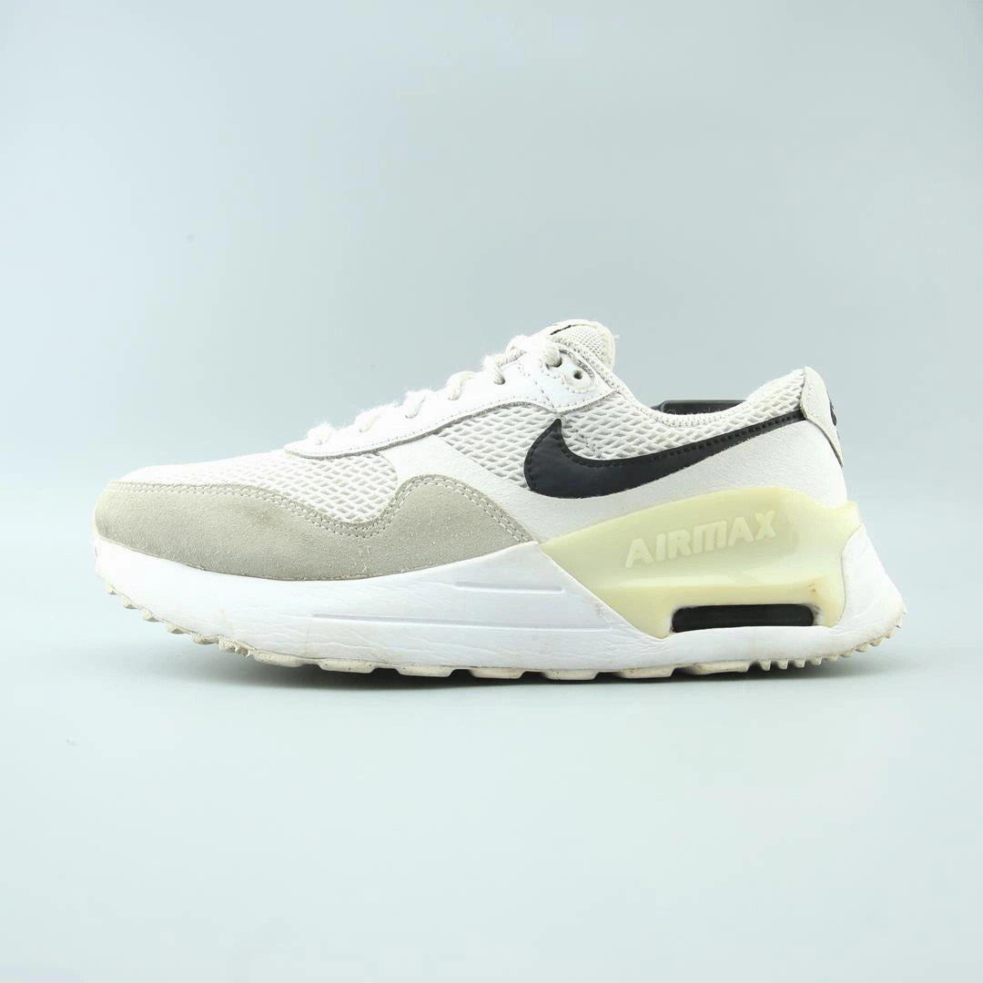NIKE AIR MAX SYSTM Nike sleek running shoe styles