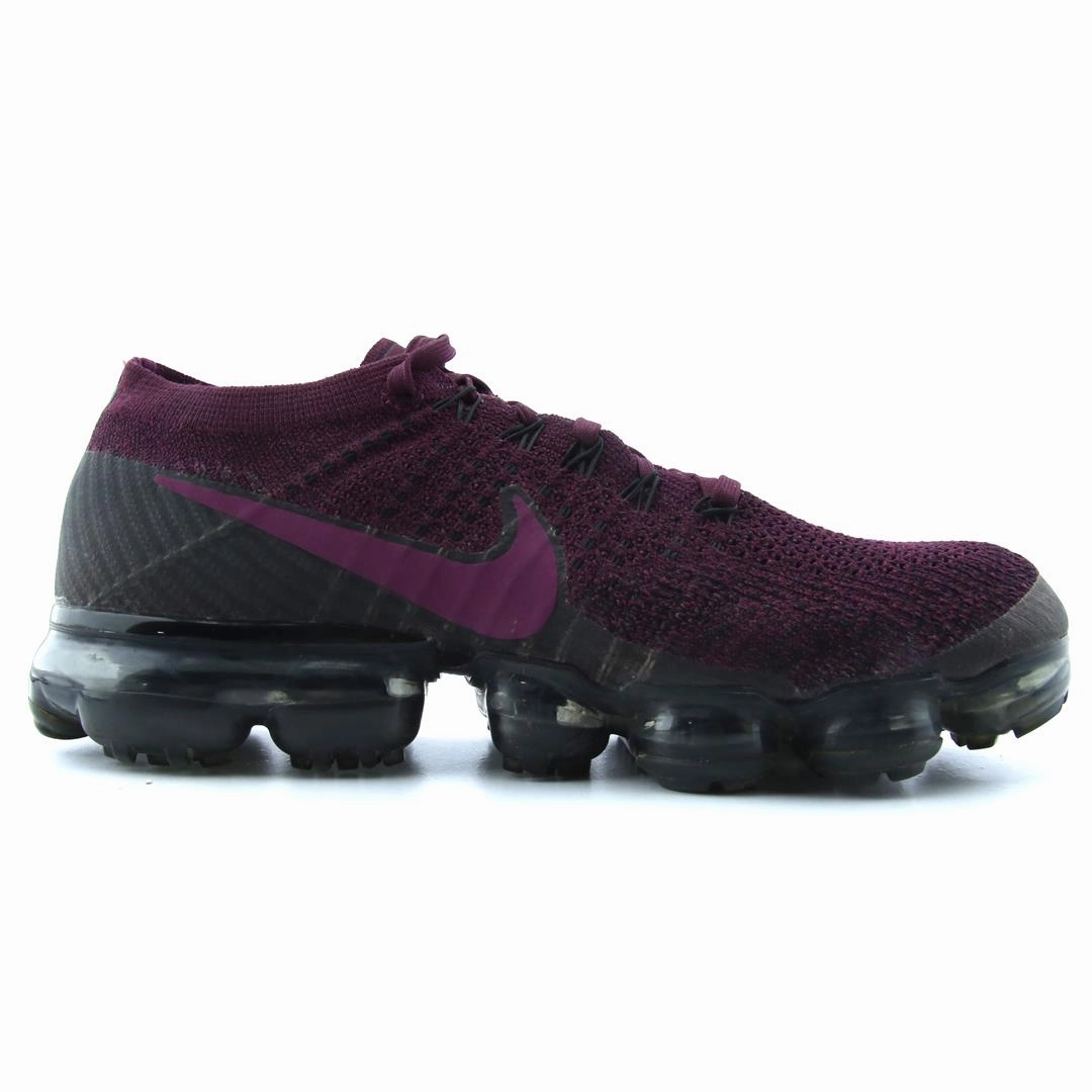 NIKE AIR VAPORMAX classic Nike shoe photos