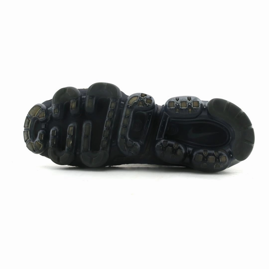 NIKE AIR VAPORMAX Nike athletic footwear visuals