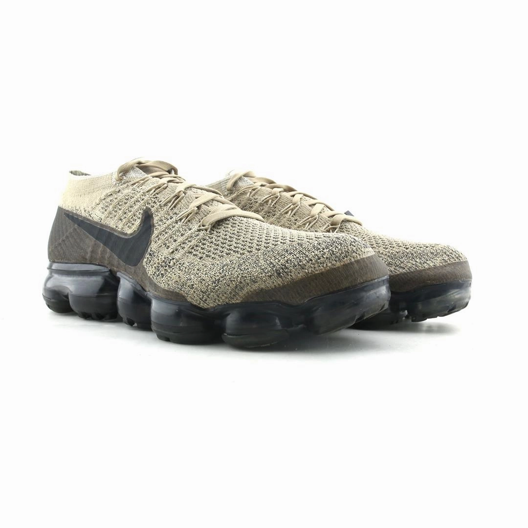 NIKE AIR VAPORMAX Nike athletic footwear visuals