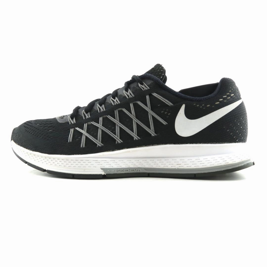 NIKE AIR ZOOM PEGASUS 32 Nike modern athletic shoe designs