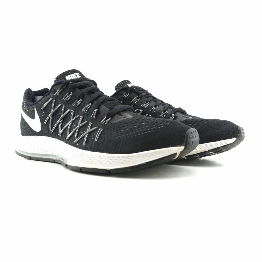 NIKE AIR ZOOM PEGASUS 32 classic Nike shoe photos