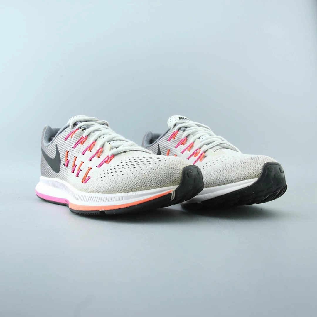 NIKE AIR ZOOM PEGASUS 33 Nike athletic footwear visuals
