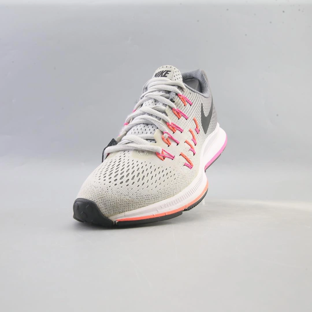NIKE AIR ZOOM PEGASUS 33 vibrant Nike shoe colors