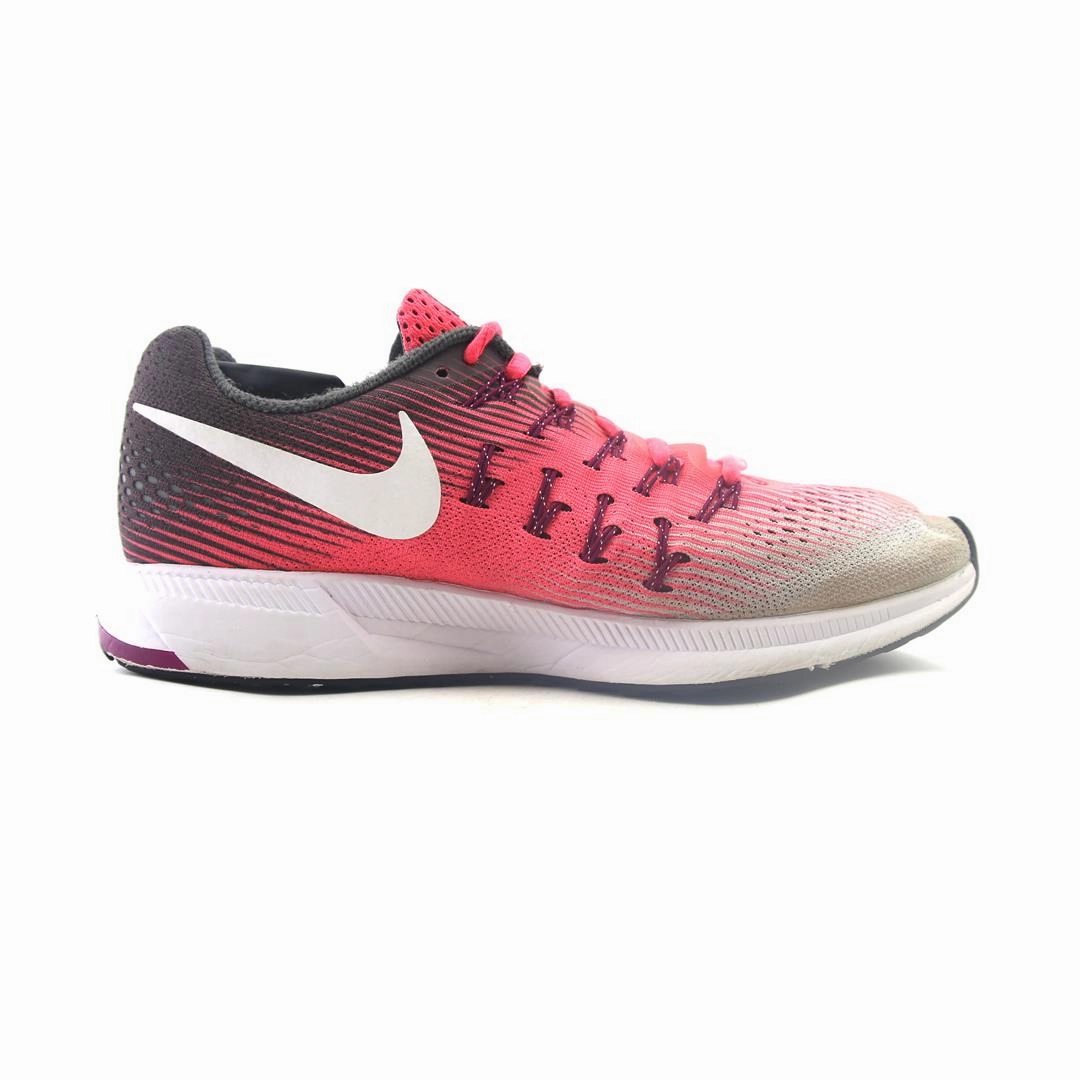 NIKE AIR ZOOM PEGASUS 33 vibrant Nike shoe colors