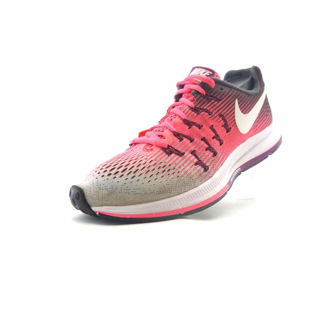 NIKE AIR ZOOM PEGASUS 33 vibrant Nike shoe colors
