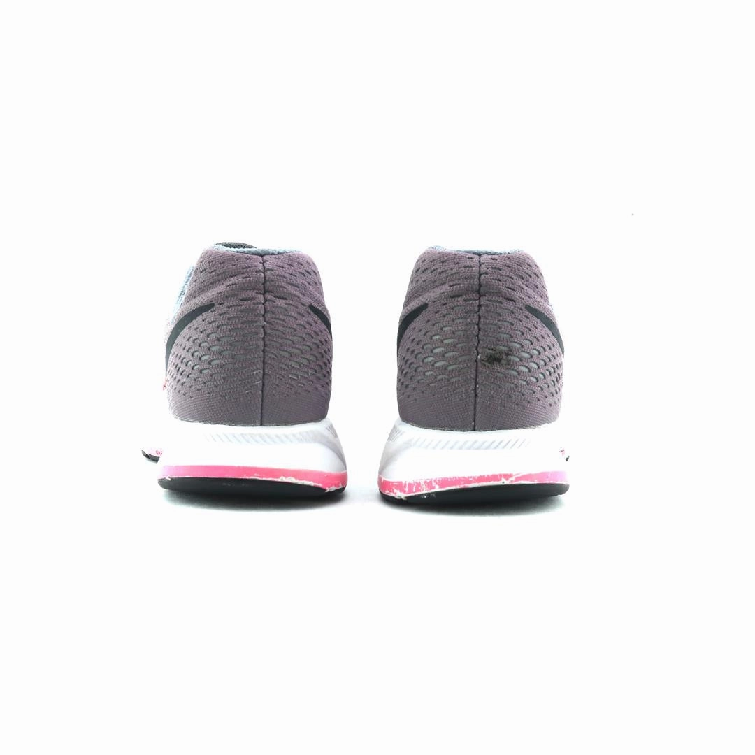 NIKE AIR ZOOM PEGASUS 35 Nike athletic footwear visuals