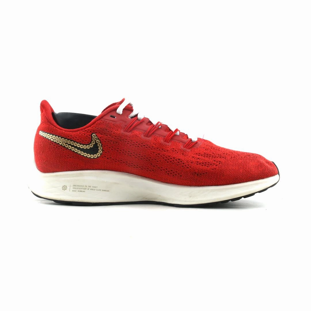 NIKE  AIR ZOOM PEGASUS 36 Nike performance shoe shots