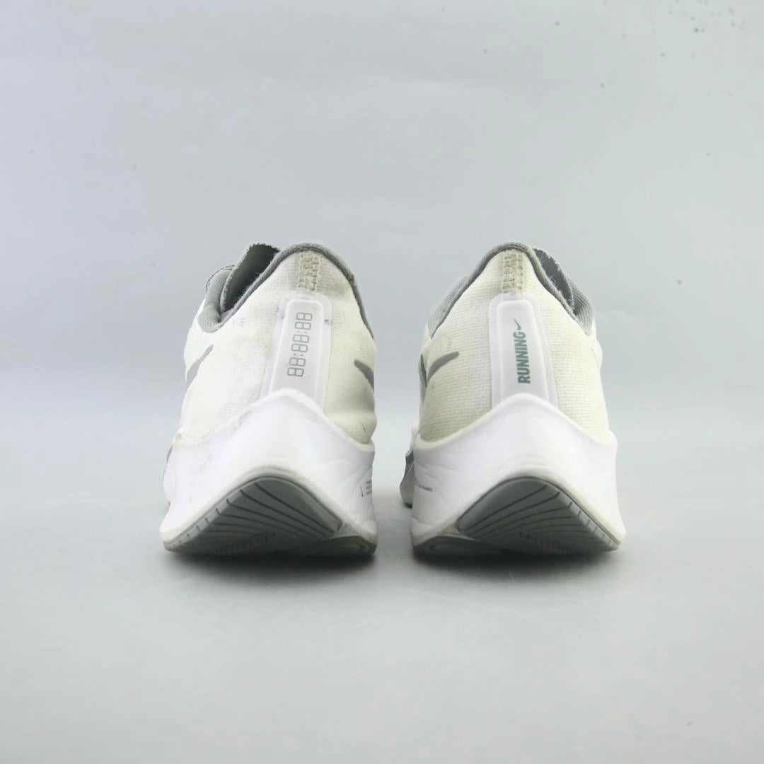 NIKE AIR ZOOM PEGASUS 37 sleek Nike sneaker angles