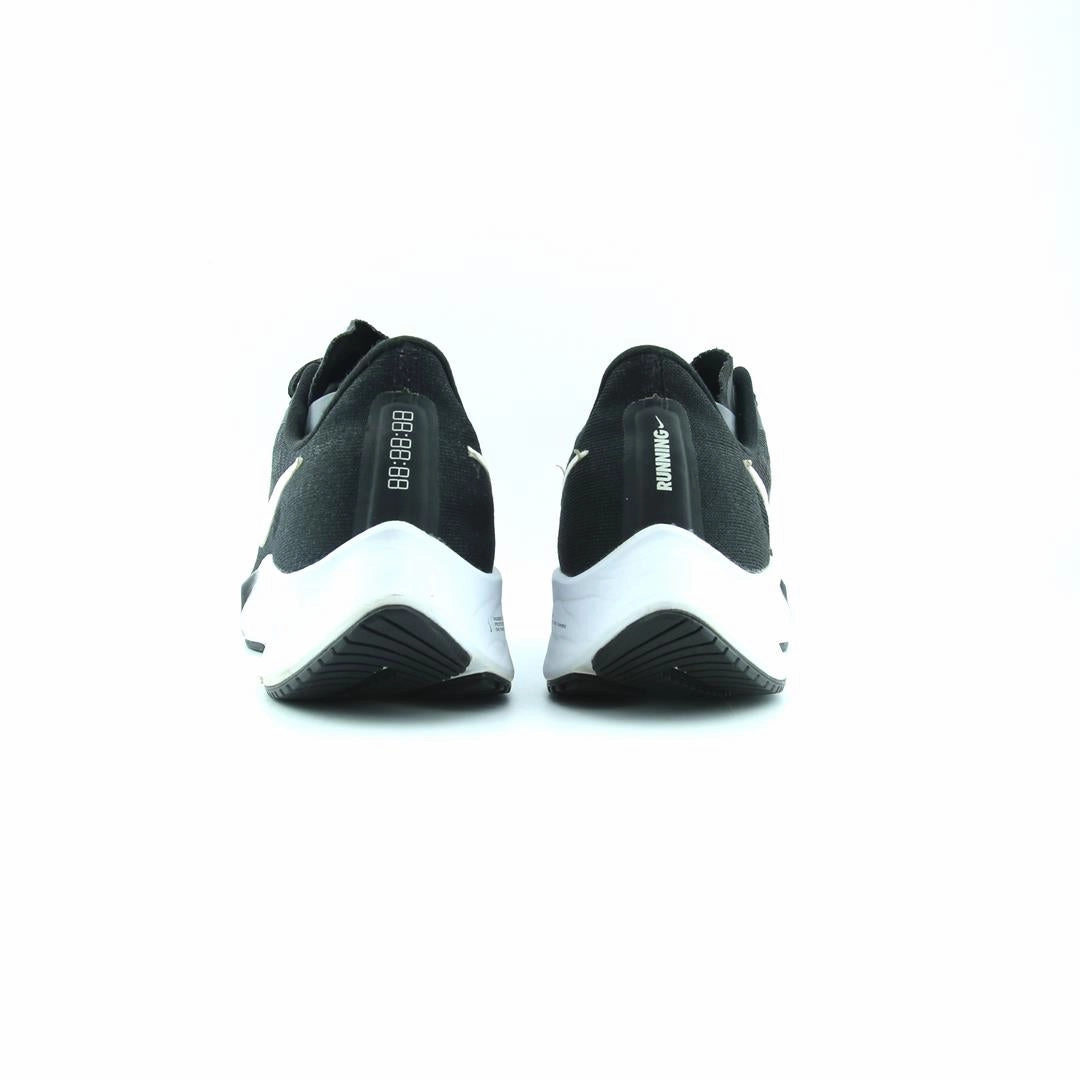 NIKE AIR ZOOM PEGASUS 37 stylish Nike trainer looks