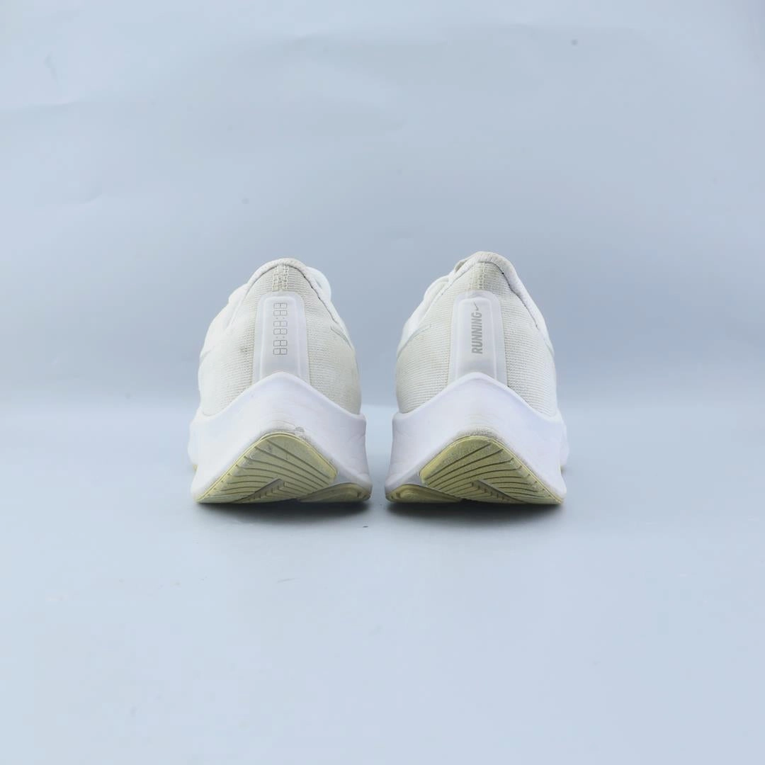 NIKE AIR ZOOM PEGASUS 37 stylish Nike trainer looks