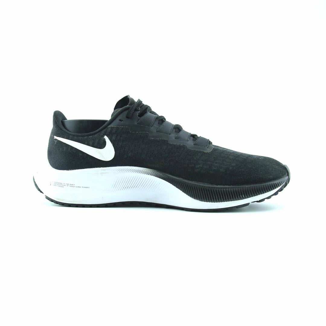 NIKE AIR ZOOM PEGASUS 37 stylish Nike trainer looks