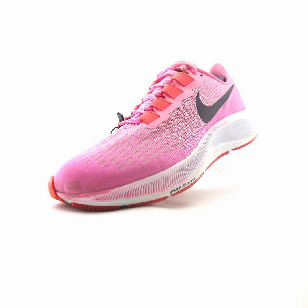 NIKE AIR ZOOM PEGASUS 37 vibrant Nike shoe colors