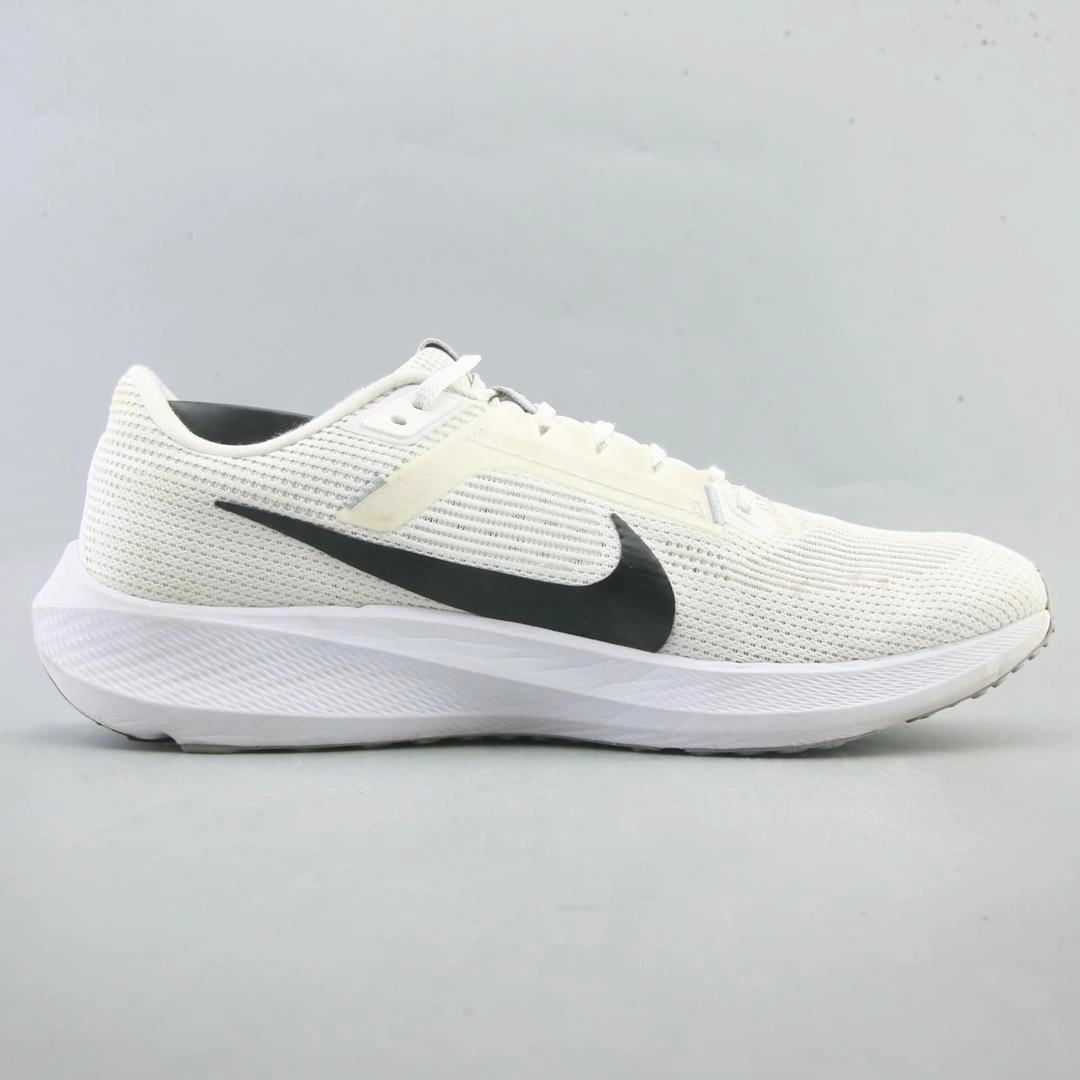 NIKE AIR ZOOM PEGASUS 40 sporty Nike shoe designs