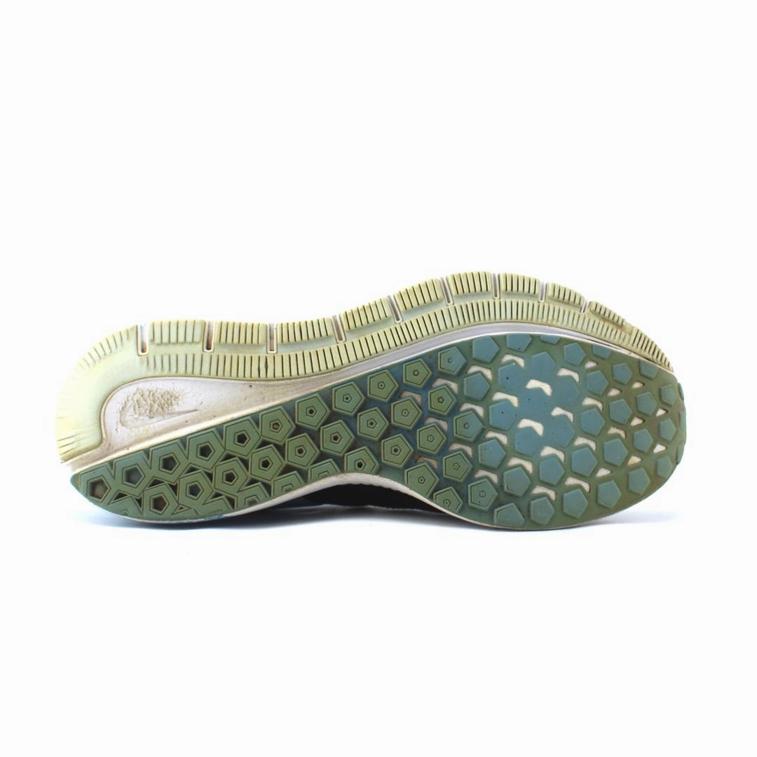 NIKE AIR ZOOM STRUCTURE 22 vibrant Nike shoe colors