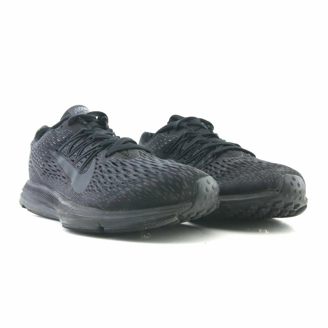 NIKE AIR ZOOM WINFLO 5 sporty Nike shoe designs