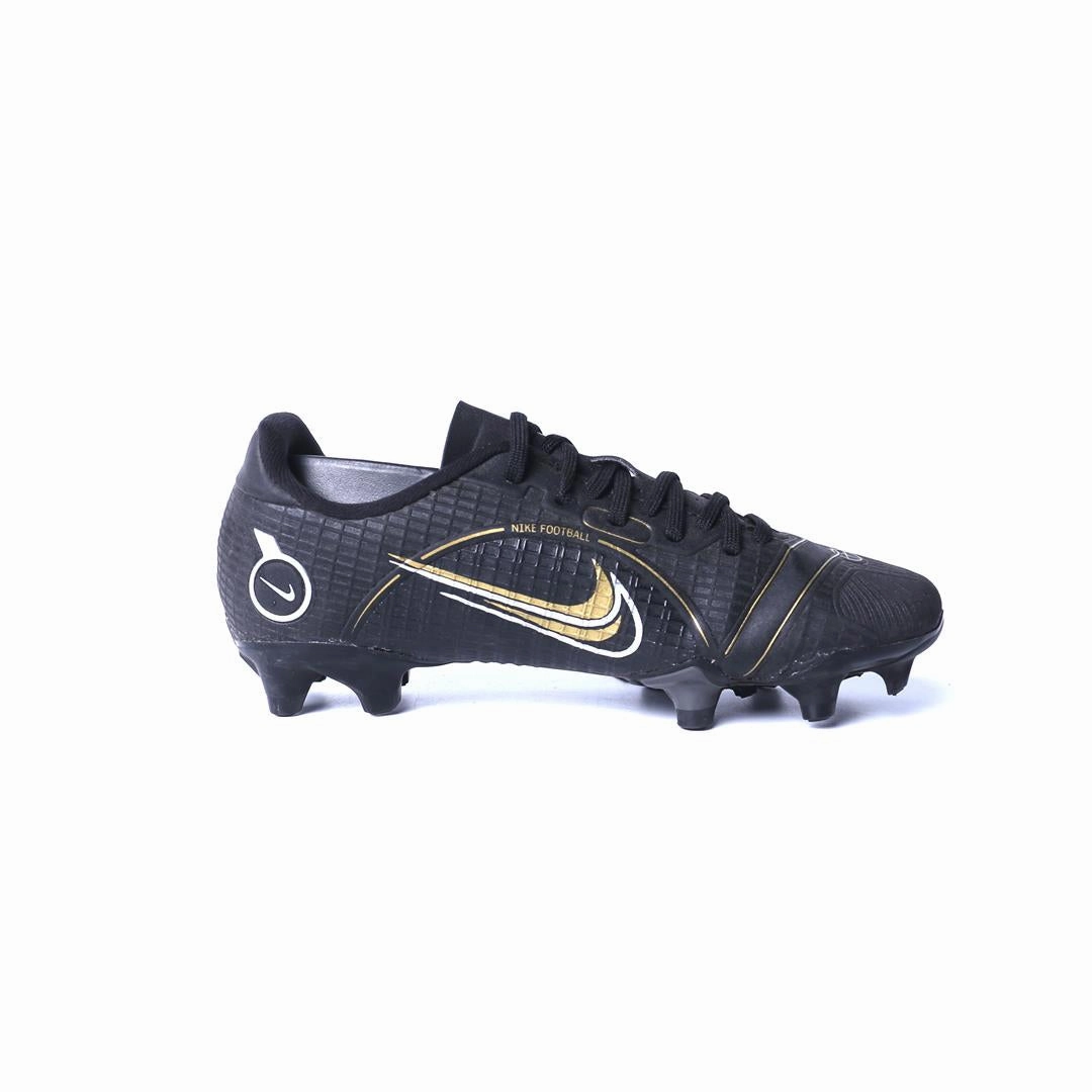 NIKE CLEATS JR MERCURIAL VAPOR 14 Nike casual shoe imagery