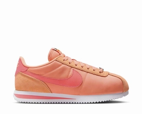 Nike Cortez Textile "Apricot" Nike classic sneakers for everyday motion