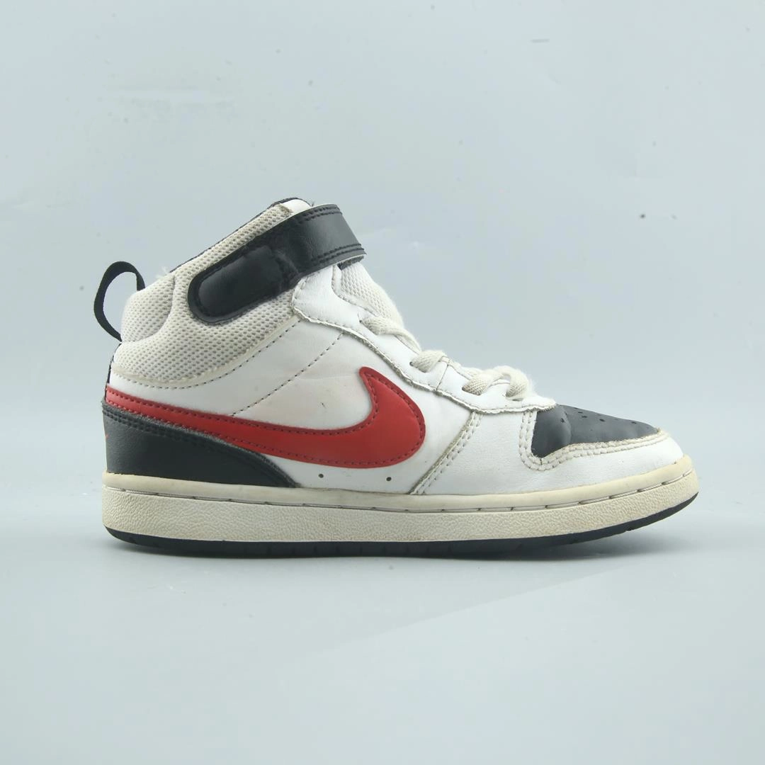 NIKE COURT BOROUGH MID 2 Nike sneaker detail shots