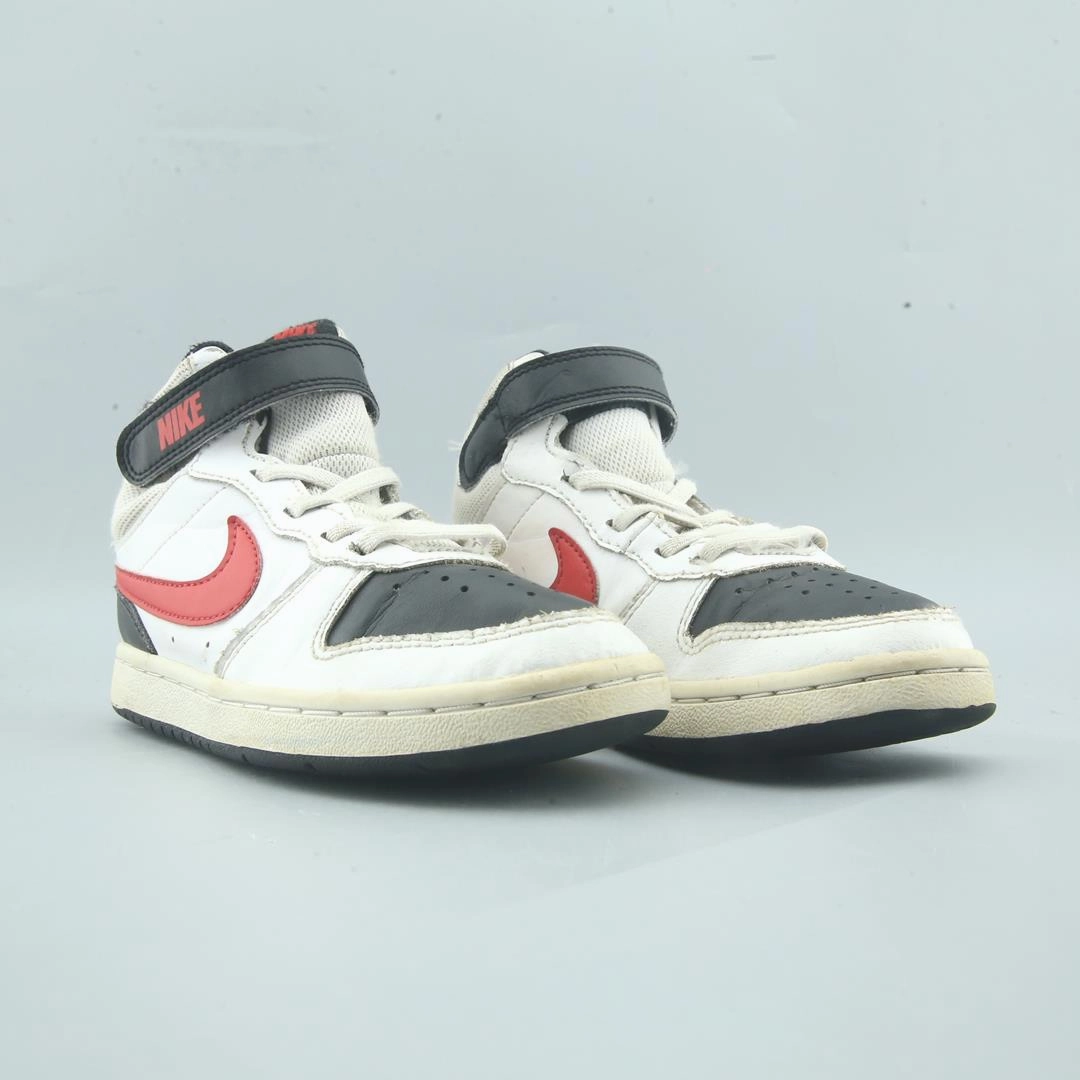 NIKE COURT BOROUGH MID 2 Nike sneaker detail shots