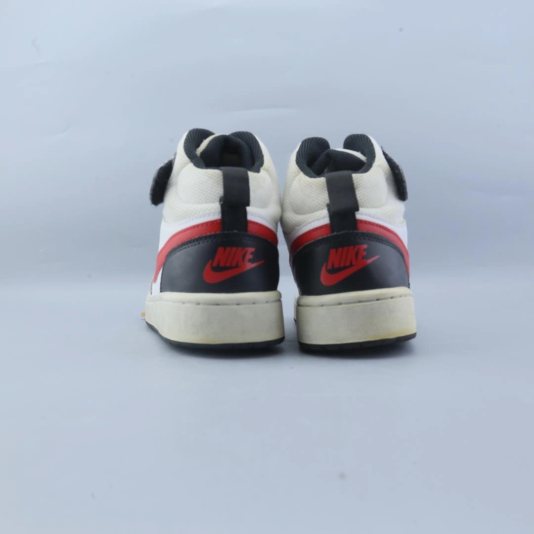NIKE COURT BOROUGH MID 2 stylish Nike trainer looks