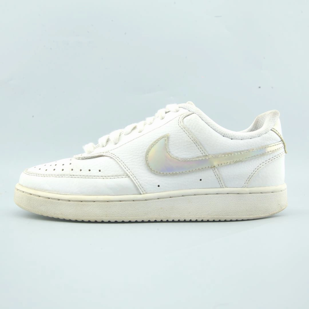 NIKE COURT VISION LOW Nike bold colorway footwear