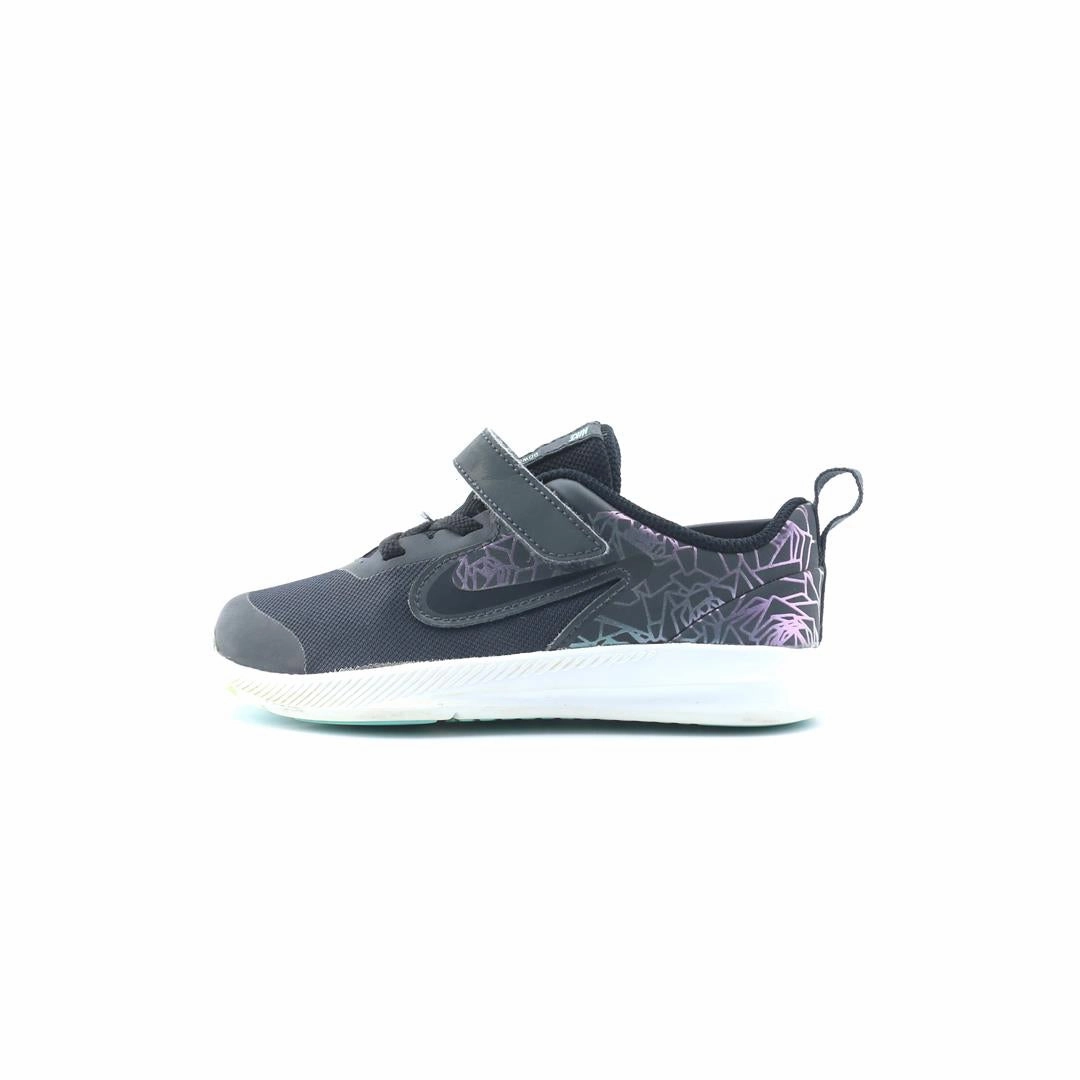 NIKE DOWNSHIFTER 9 Nike comfortable everyday sneakers
