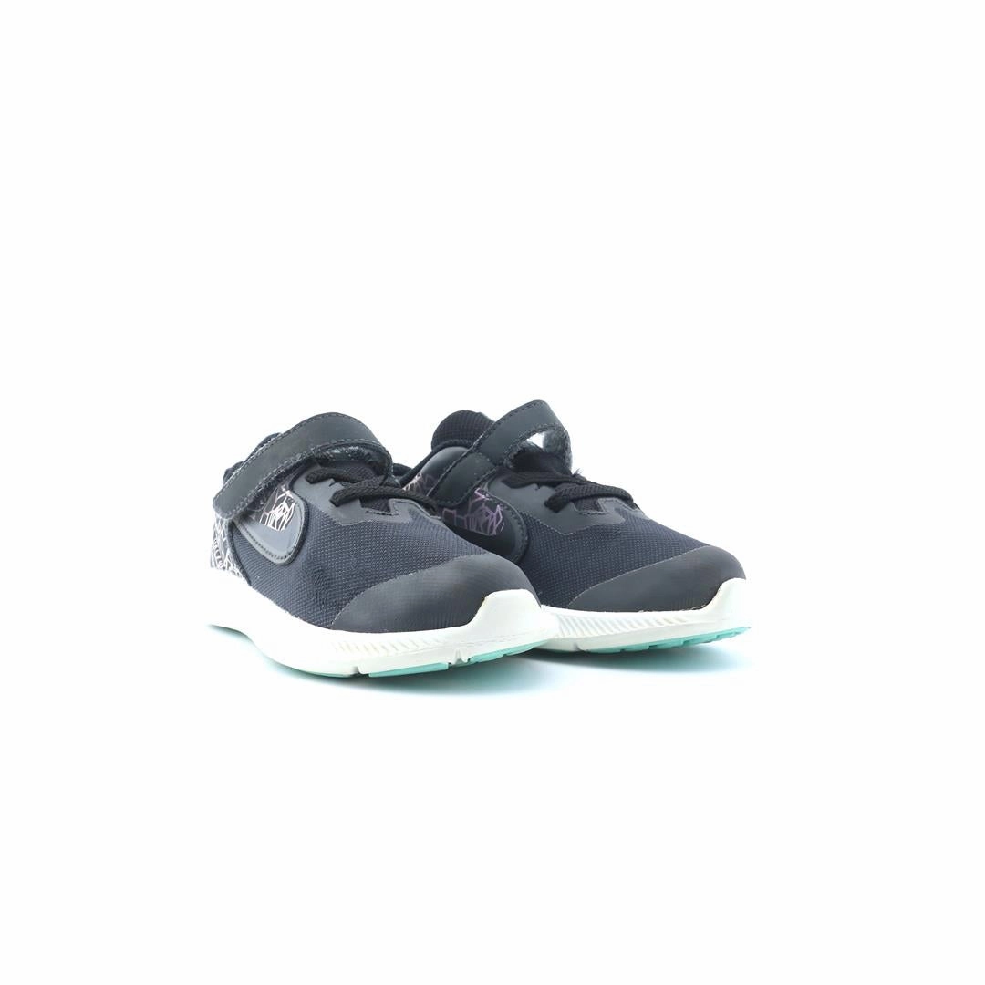 NIKE DOWNSHIFTER 9 Nike casual shoe imagery