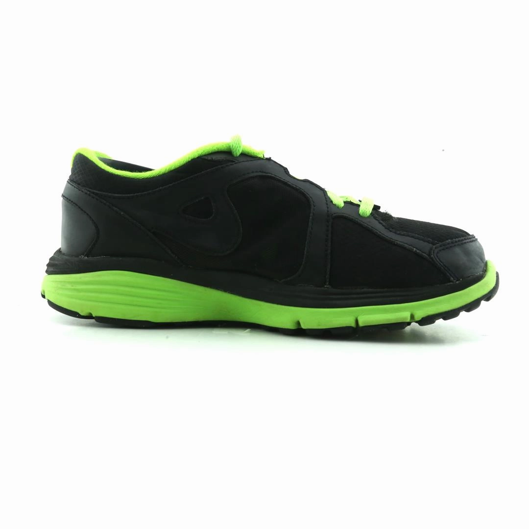 NIKE DUAL FUSION RUN sporty Nike shoe designs
