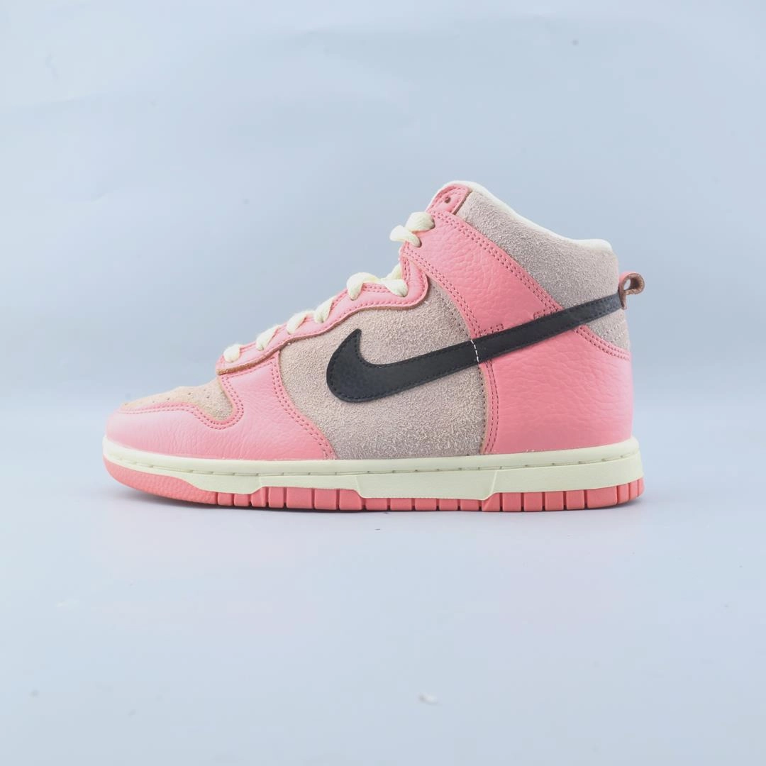 NIKE DUNK HIGH Nike sleek running shoe styles