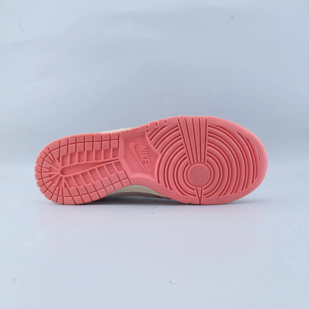 NIKE DUNK HIGH Nike athletic footwear visuals