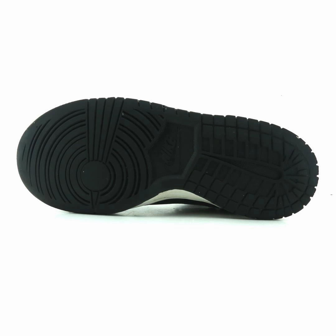 NIKE DUNK HIGH sporty Nike shoe designs